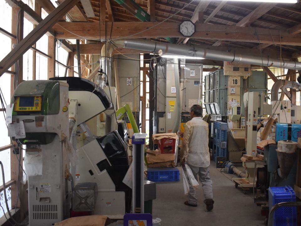 【募集終了】大東町有機農産物等生産組合で稲刈りオペレーター(AT限定もOK)